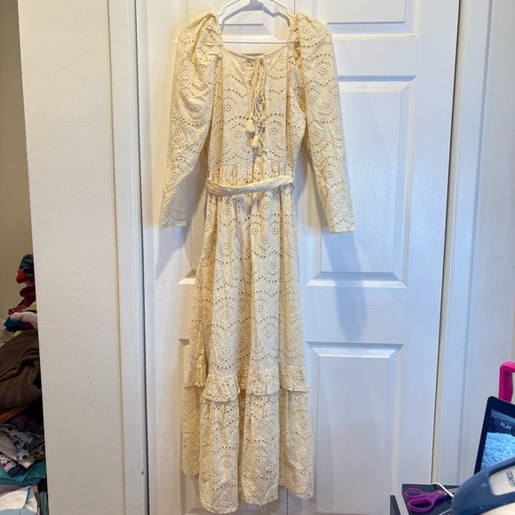 NWT Ivy City Co Cream Long Sleeve Ava Dress - Size Large - Picture 11 of 13
